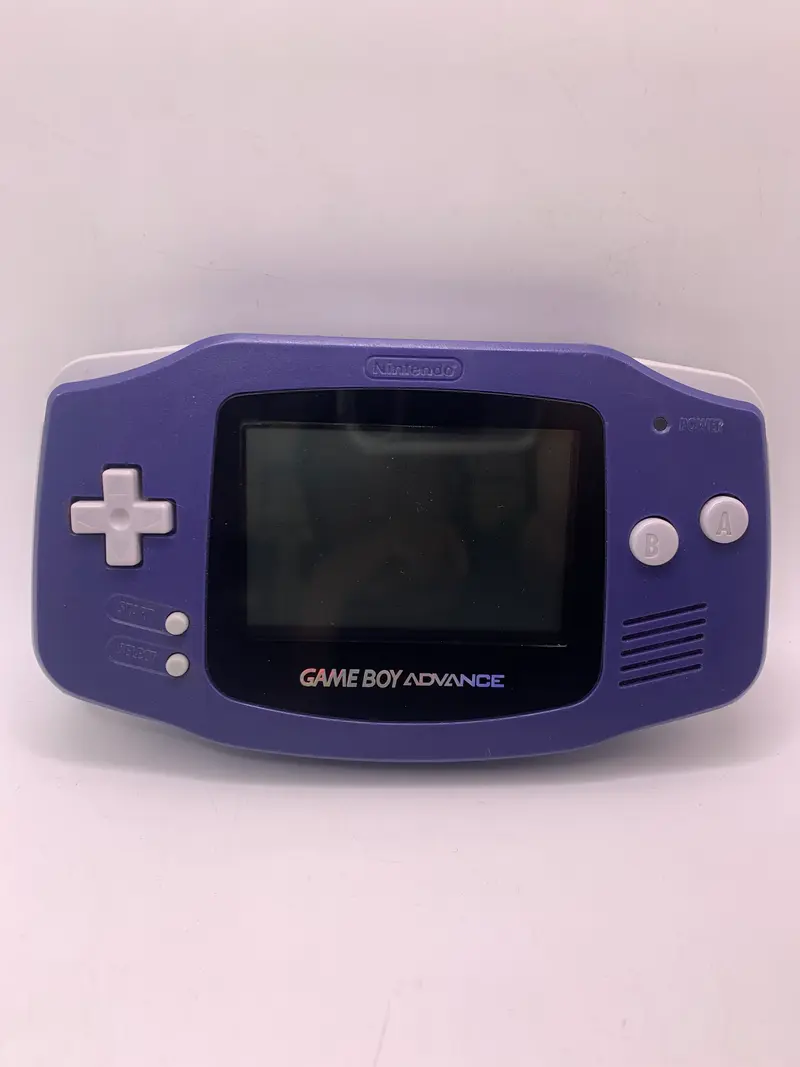 Gameboy Advance (Purple)