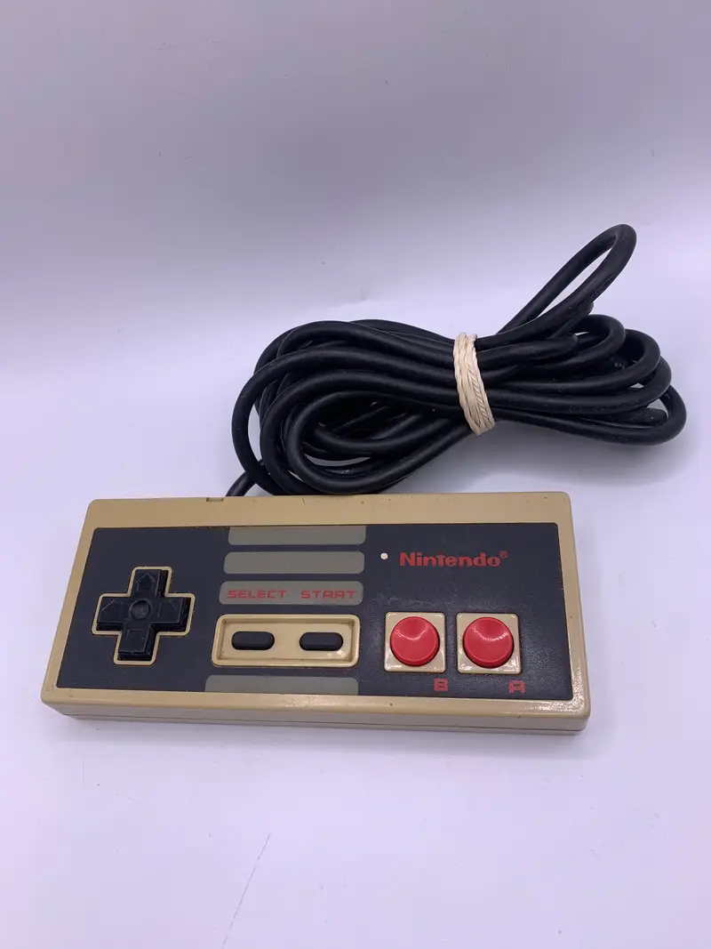 NES Controller (Vergeeld)
