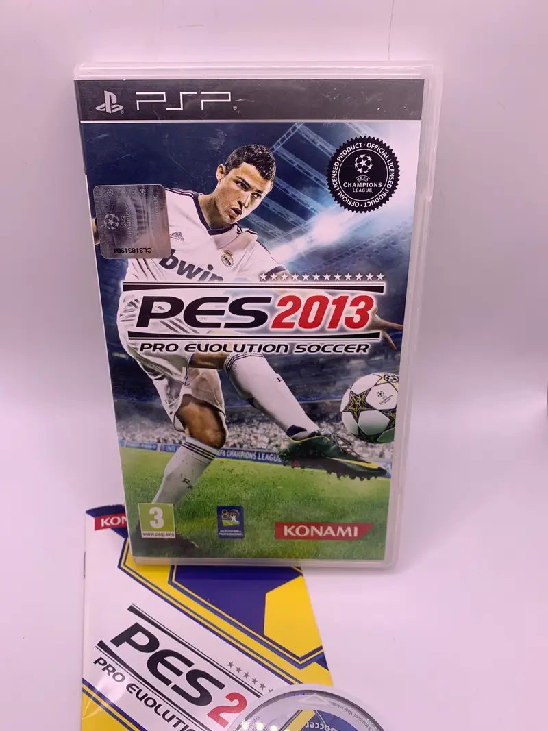 Pro Evolution Soccer 2013 - PSP